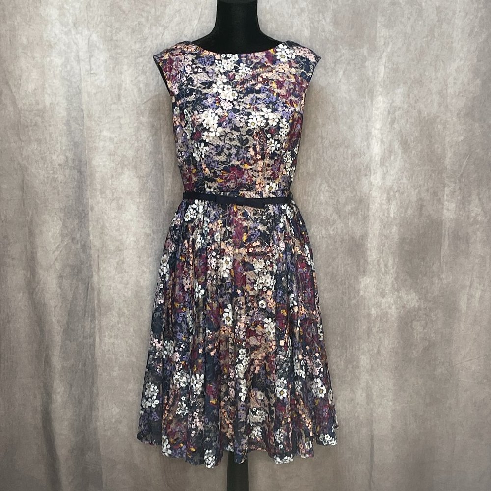 Nice Sleeveless Floral DRESS with belt~size 6